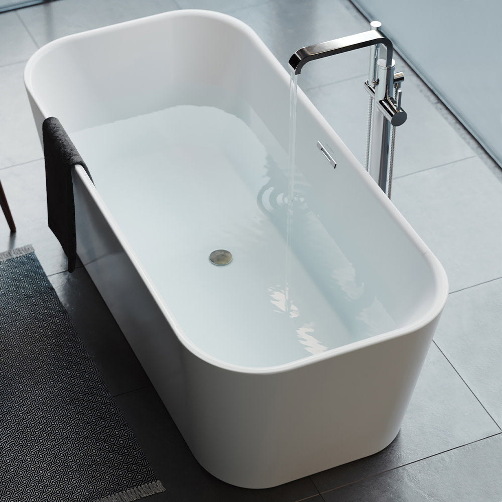 Concorde 67&quot; Freestanding Bathtub