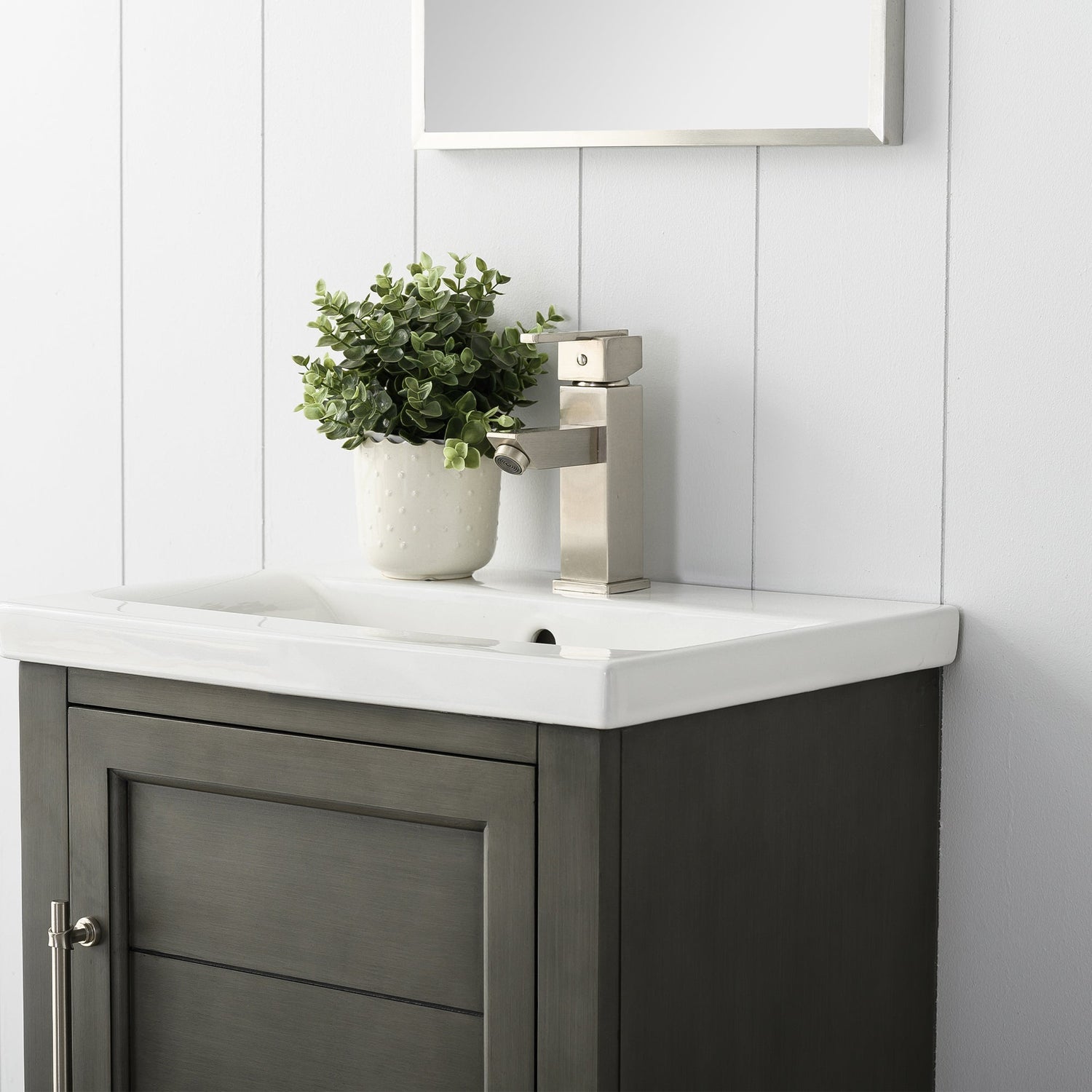 Vannes 20&quot; Single Sink Bathroom Vanity in Silver Grey / White / Vintage Green - HomeBeyond